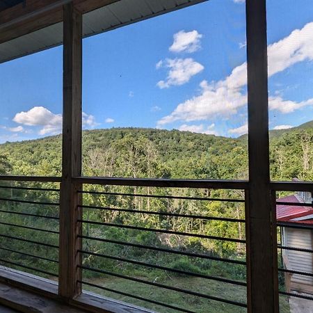 Red Roof Mountain Cabin With Starlink Internet! Stanley Екстериор снимка