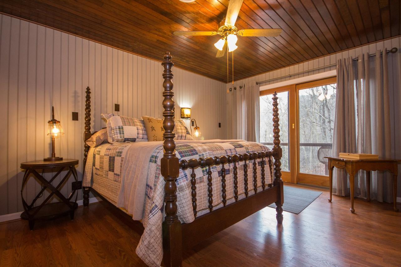 Red Roof Mountain Cabin With Starlink Internet! Stanley Екстериор снимка
